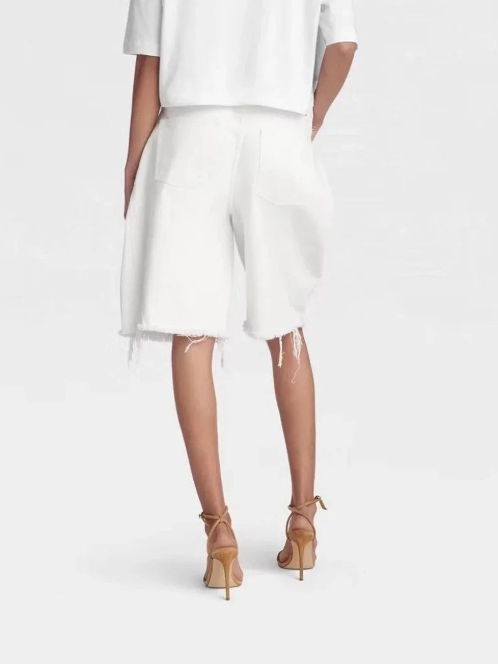 NWT Women's KBB by KAHLANA Size 4 Low-Rise Wide Leg 'The Rachel Shorts'